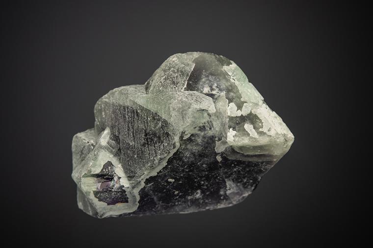 FLUORITE (SPINEL law twin)